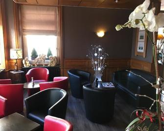 Logis Hôtel Restaurant de France - Isigny-sur-Mer - Lounge