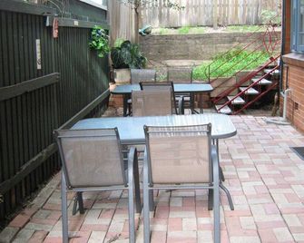 Kookaburra Inn - Brisbane - Patio