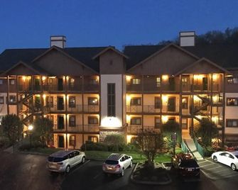 4 - Bedroom Presidential Suite in the Great Smoky Mountains! - פיג'ון פורג' - בניין