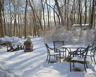 Charming Apartment -- Hike from your doorstep - Sloatsburg - Patio