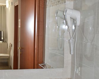 Il Veliero - Marzamemi - Badkamer
