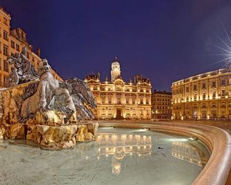 Hotelf1 Lyon Solaize - Solaize
