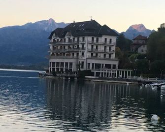 Apartment/ flat - Duingt - Duingt - Toà nhà