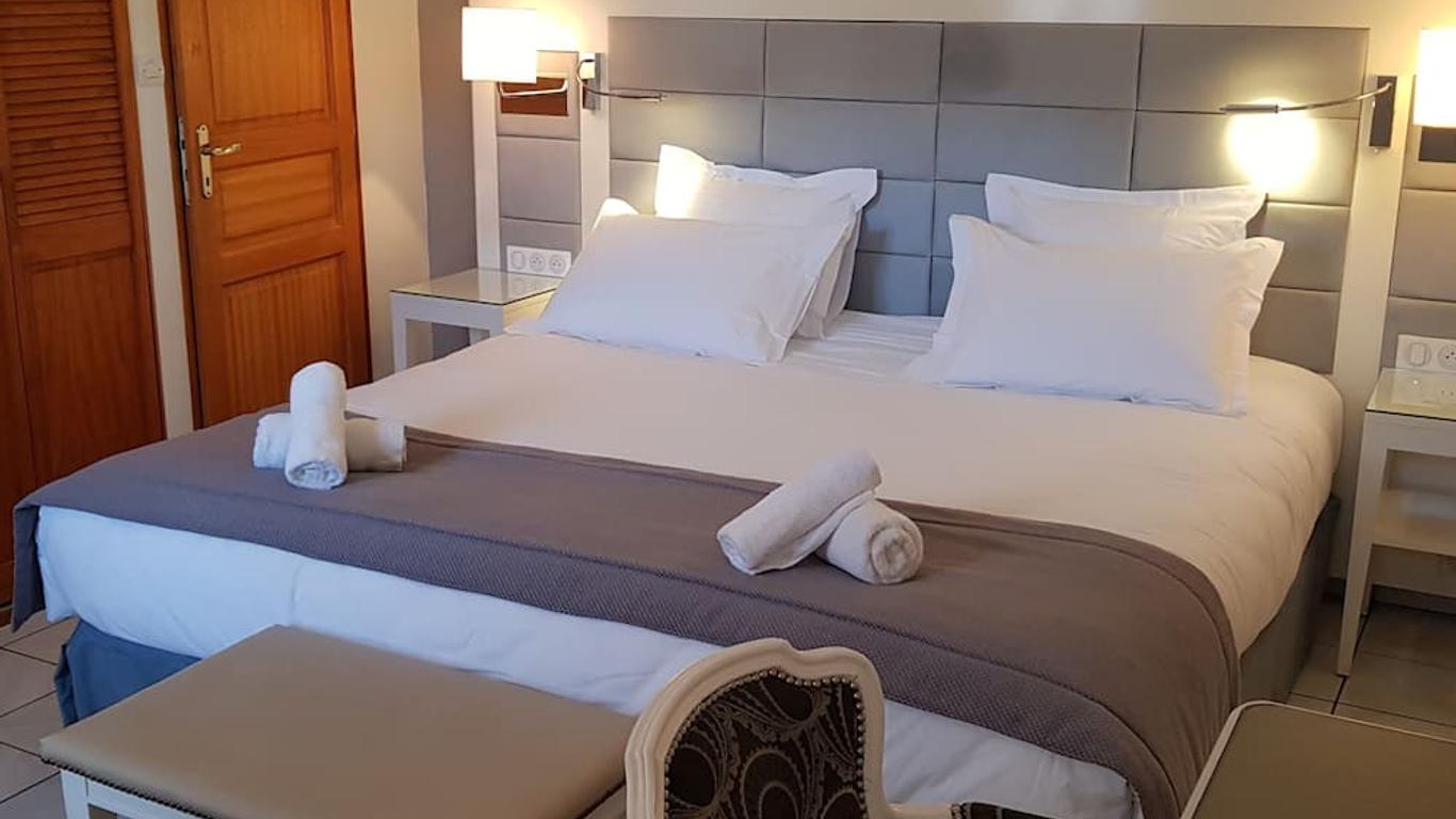 LOGIS - Hôtel & restaurant 'L'envie des mets'