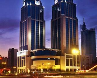 Huarong Hotel (University of Technology Railway Station Store) - Harbin - Building