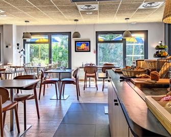 Campanile Prime - Nîmes Centre - נים - מסעדה