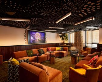 Mama Shelter Paris La Defense - Puteaux - Lounge