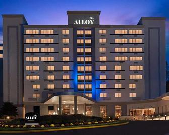 Easy Philly Access | Dining. On-Site Bar. Pool. - King of Prussia - Gebäude