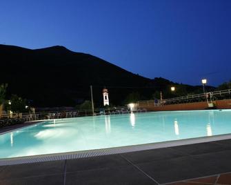 Camping Ali Baba - Ceriale - Piscina