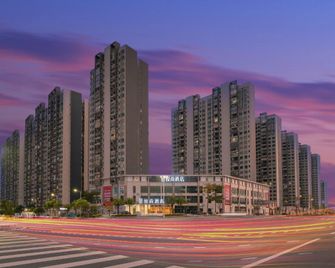 Yue Shang Hotel (Wuzhou Vocational College Branch) - Wuzhou - Building