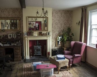 The Old Manse B&B - Bures - סלון