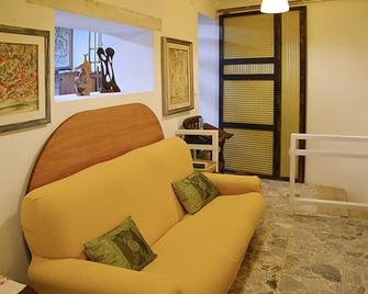 La Casa Dell'Artista - Fermo - Living room