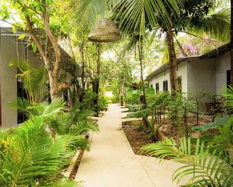 River Nest Hostel - Kampot - Außenansicht