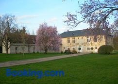 Chambres d'Hôtes Clos de Mondetour - Pacy-sur-Eure - Bâtiment