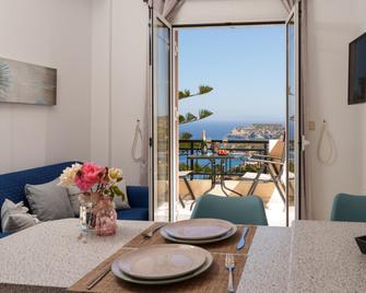 Fnk Apartments With Sea View - Agia Pelagia - Dining room