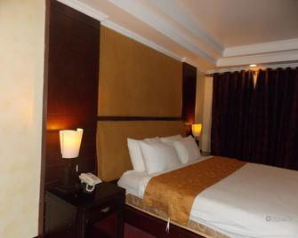 Mo2 Westown Hotel Mandalagan - Bacolod - Makuuhuone