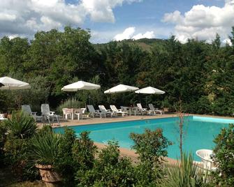 Agriturismo Collelignani - Foligno - Piscina