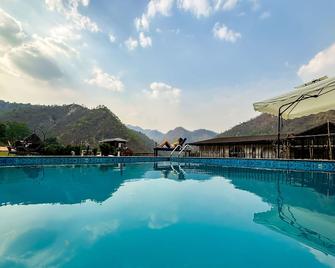 Euphoric Tiger Resort - Rishikesh - Pool
