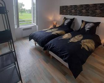 Le bien être aux forges - Céaux - Schlafzimmer