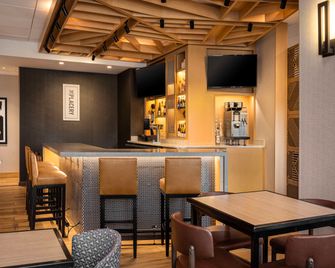 حياة بالاس إنديانا بوليس إيربورت - انديانابوليس - بار