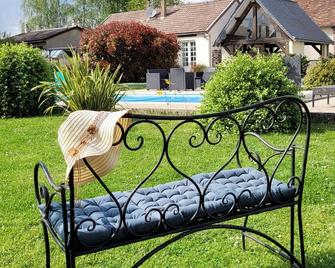 Longère rénovée avec piscine, spa et hammam aux portes de Chartres, pour 12 personnes - FR-1-581-128 - Saint-Prest - Piscina