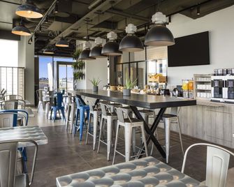 Ibis Budget Lausanne Bussigny - Lausanne - Bar