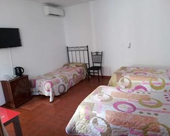 Hostal Alcazar I - Cordoue - Chambre