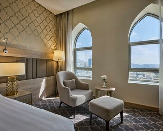 DoubleTree by Hilton Makkah Aziziyah - Mecca - Bedroom