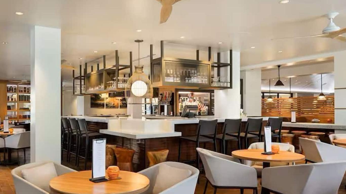 Ocean Tower At Hilton Waikoloa Village