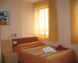 Hostal Campestre - La Cistérniga - Habitación