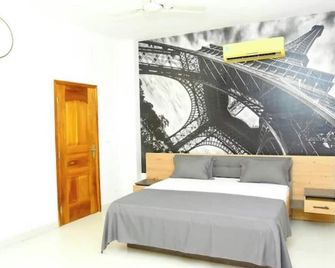 Paris - Lomé - Bedroom