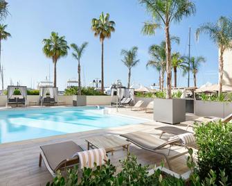 Riviera Marriott Hotel La Porte de Monaco - Cap-d’Ail - Pool