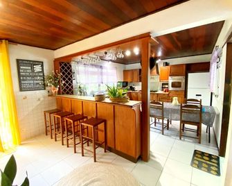 Moorea - Fare Te Utuafare - Haapiti - Cuisine