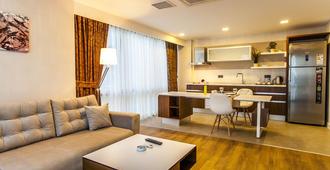 Liv Suit Hotel - Diyarbakır - Oturma odası