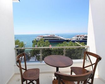 Pegasus Prestij - Avşa - Balkon