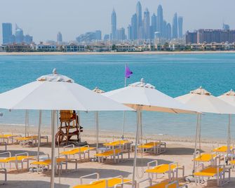 C Central Resort The Palm - Dubai - Beach