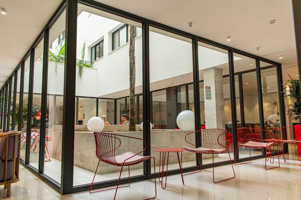 The Boc Hostels - City - פלמה דה מיורקה - לובי