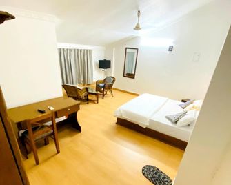 Xhostel - Kochi - Bedroom