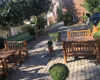 Gio 350 - Kobuleti - Patio