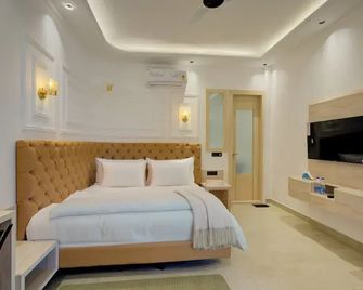 Amaltaash by Sandane Homes - Greater Noida - Schlafzimmer