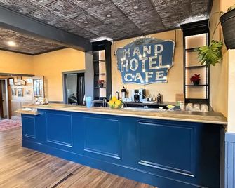 The Hand Hotel Bed & Breakfast - Fairplay - Recepción