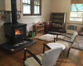 Birnam - beautiful Otways retreat - Barongarook - Sala de estar