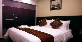 J Suites Hotel - Kuala Terengganu - Habitación