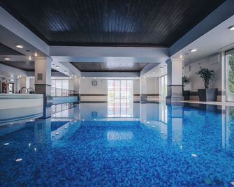 The Runnymede On Thames - Egham - Bể bơi