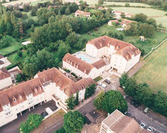 Terres de France - Appart'Hôtel La Roche-Posay - La Roche-Posay - Außenansicht