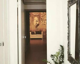 Artistic Charming House - Near the Royal Palace of Caserta - Superior Double Room - Caserta - Servicio de la habitación
