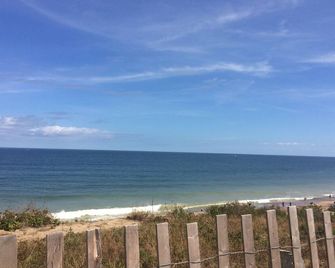 On Town Cove with salt water access! Kayaks and paddle board available for use! - Eastham - Beach