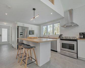 Modern family chalet | lake,spa,ski,children's playground and nature| saint-côme - Notre-Dame-de-la-Merci - Cuisine