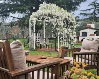 Locazione turistica La Saggina - Montevettolini - Patio