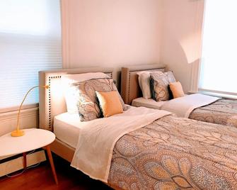 Harvard Allston 1FL 3-Bed 2-Baths Clean and Convenient Apartment - Boston - Habitación